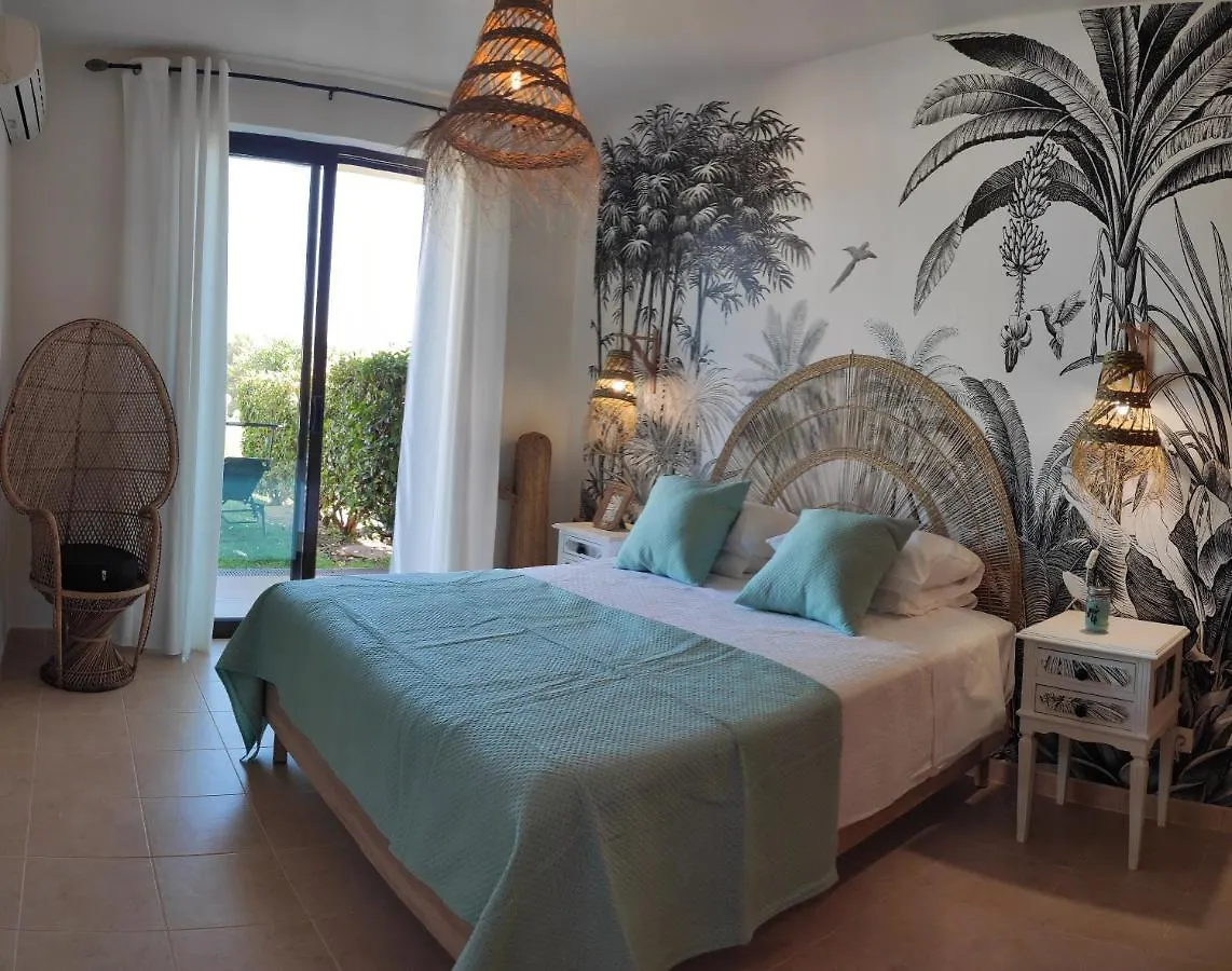 بيت للعطل فيلا Palm House ألفور